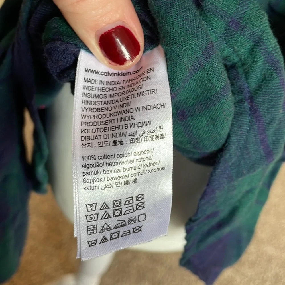 Calvin Klein Jeans classic blue and green plaid button up XL